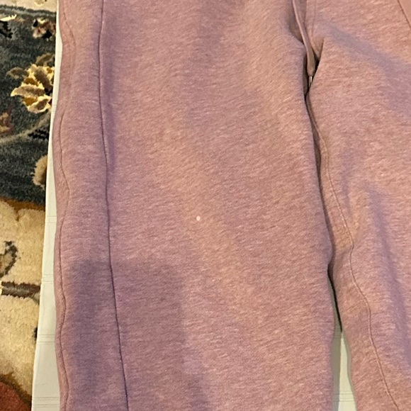 Lululemon Light Pink Scuba Joggers - Picture 5 of 5